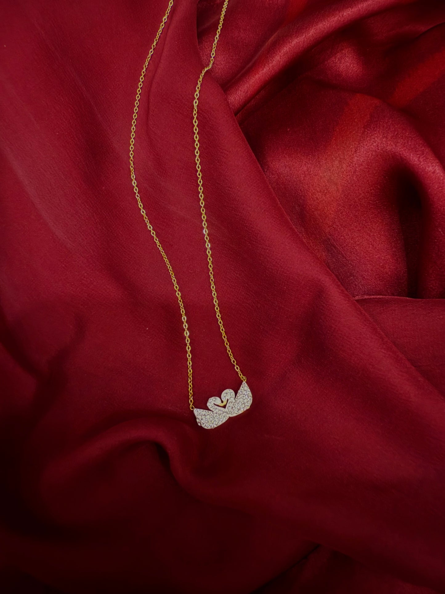 Heart of Swans-Pendant